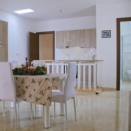 Bilocale Vista Mare N 2 By Puglia On Line Torre Vado